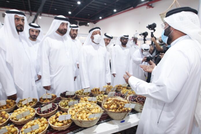 انطلاق مهرجان الذيد للرطب في مركز اكسبو