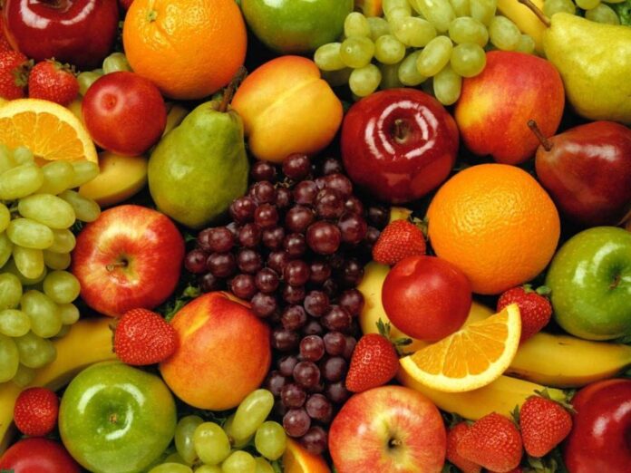 دراسة: من كل 10 أمريكيين لا يستهلكون كمية الفاكهة الموصى بها يومياً