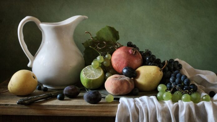 أقدم فاكهة في العالم مطروحة للنقاش على نطاق واسع